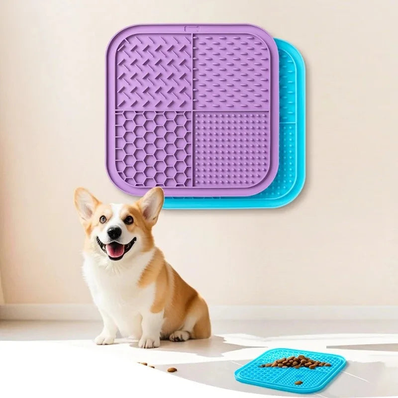 Pet Silicone Lick Mat with Suction Cups 2